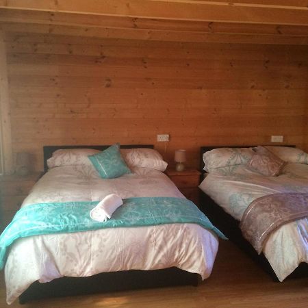 Log House Hideaway Villa Johnswell Eksteriør billede